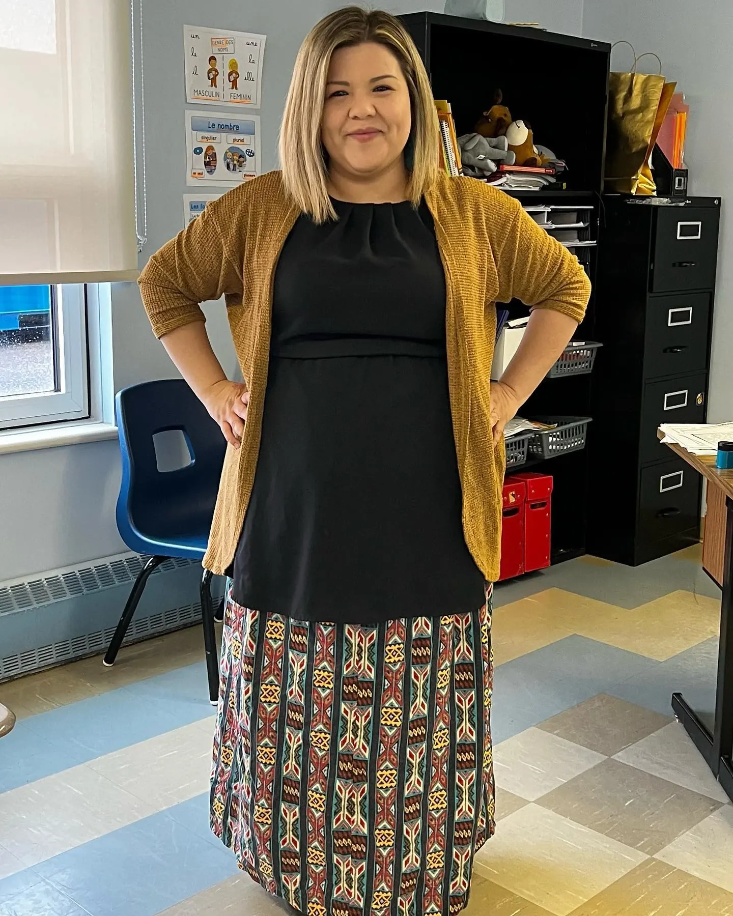 Danysa dans une salle de classe